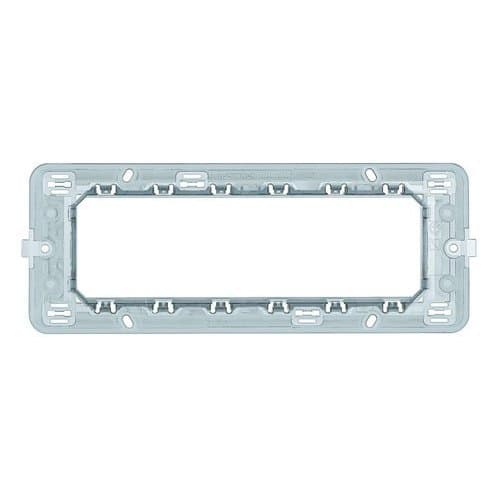 Suport LEGRAND Matix pentru doza de 6 module, montaj stabil