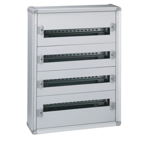 Cofret metalic LEGRAND pentru 96 module, aplicat, robust și ușor de organizat